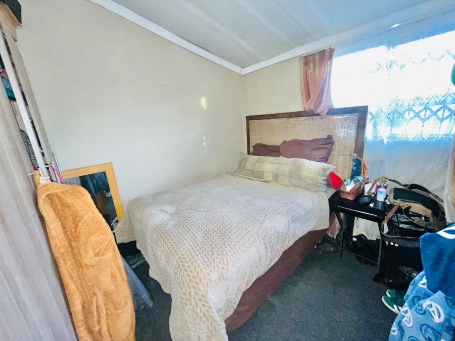 2 Bedroom Property for Sale in Bloemside 3 Free State